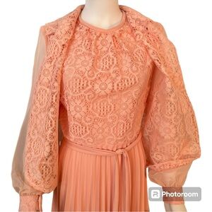 Vintage Peach Lace Dress w/Lace Vest